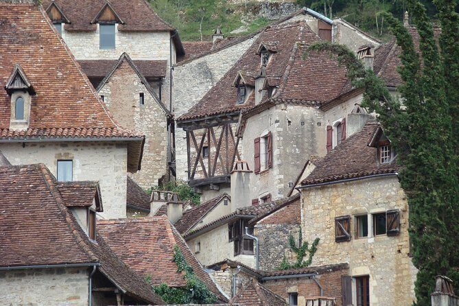 St Cirq LaPopie and Pech Merle Cavern Tour from Toulouse - Possible Drawbacks to Consider