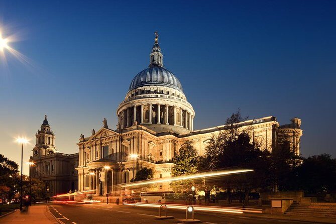 St Pauls Cathedral & See Over 30 Top London Sights Tour - Who Should Consider This Tour?