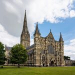 Stonehenge and Salisbury Cathedral Private Tour from Southampton - The Itinerary in Detail
