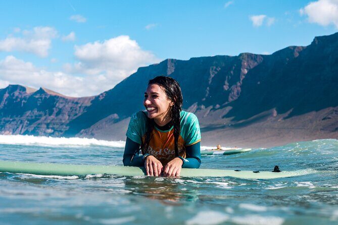 Surf Lesson for Beginners in Famara: Introduction in Surfing - The Value of This Experience