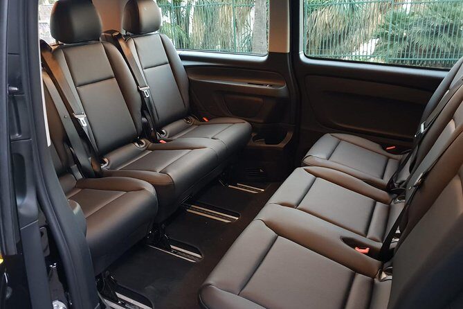 Taxi From Barcelona City to Barcelona Airport - The Experience: What You Can Expect