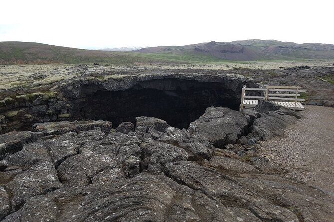 The Cave Explorer - Why the Guides Matter