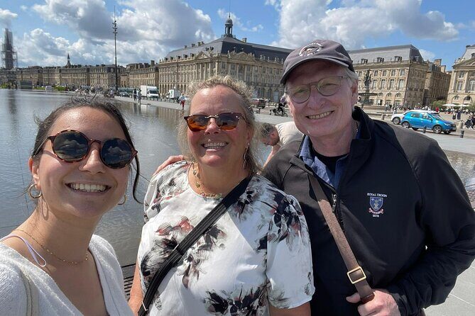 The essential in Bordeaux, private tour with a local - The Itinerary in Detail