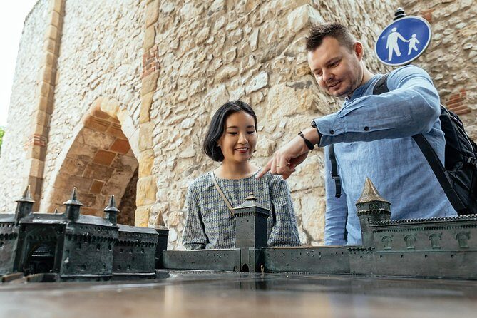 The Heart of Krakow: Old Town & Wawel Castle Private Tour - The Value of This Tour