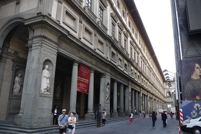 The Uffizi discovery tour with your private guide in Florence - Who Should Consider This Tour?