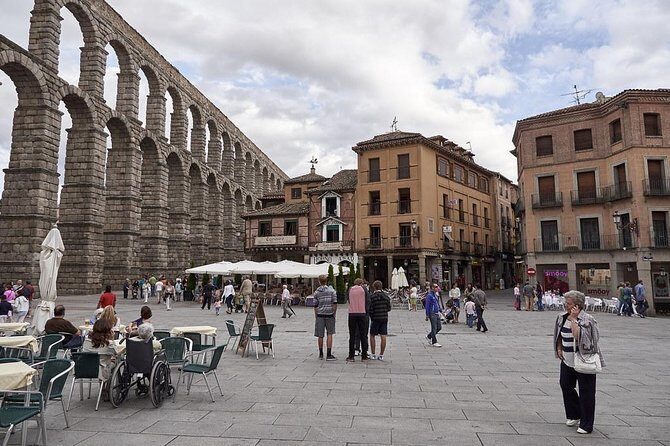 Toledo & Segovia Private Tour with Hotel Pick up from Madrid - FAQs