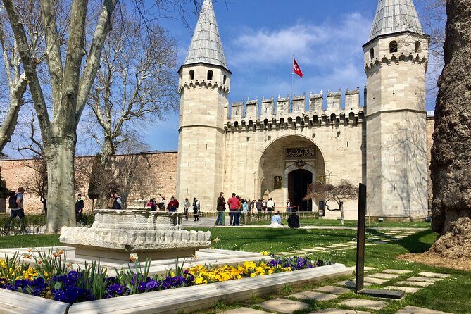 Topkap Palace with Harem & Blue Mosque Guided Tour - Who Might Want More?