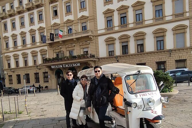 Tour of Florence OldTown in golf cart etuktuk (Minimum 2 PAX) - The Highlights and Main Stops