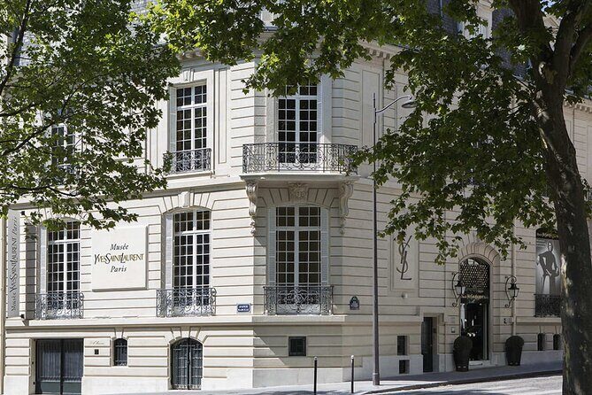 Tour of the Musée Yves Saint Laurent Paris - FAQ