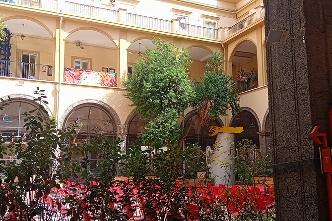 Tour of the Spanish Quarters and the monumental centre of Naples - Practical Details