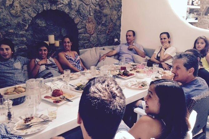 Traditional Lunch or Dinner with Drinks in Mykonos - The Food and Drink Experience
