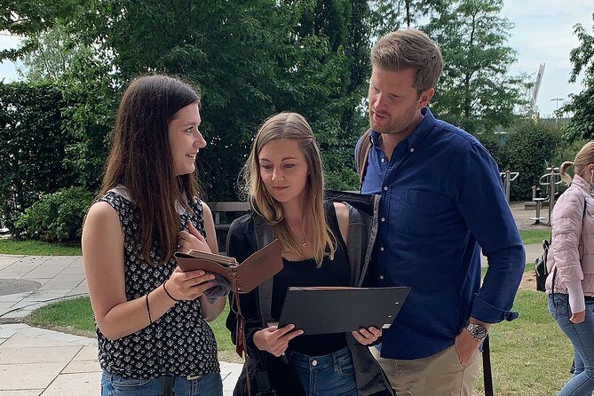 Treasure Hunt through Hamburg's Hafencity - What Do You Get in the Package?