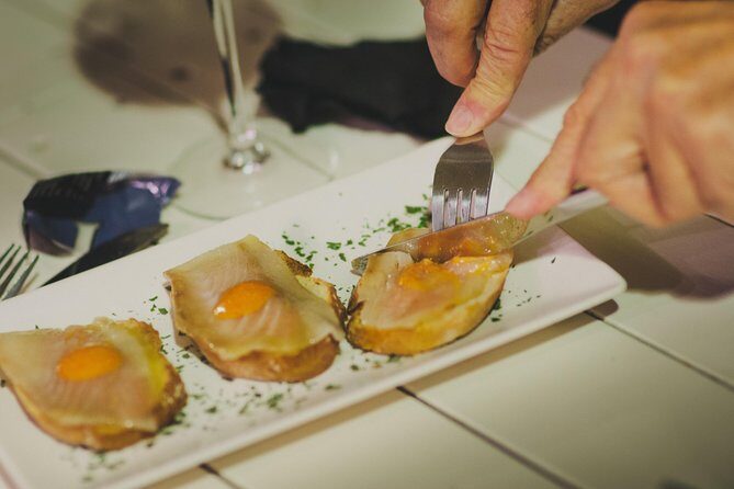 Triana Gourmet Tapas Tour in Seville - The Sum Up
