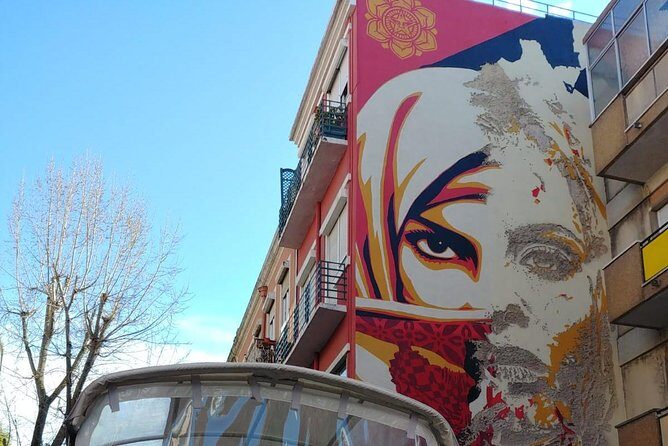 Tuk Tuk Lisbon: Exploring Urban Art 2H or 3H - Detailed Breakdown of the Itinerary