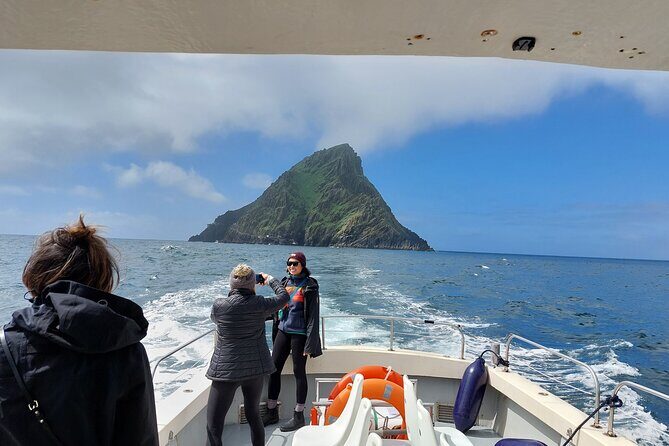 Ultimate Skellig Coast Tour with AquaTerra Boat Tours - What Makes This Tour Stand Out?