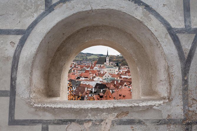 UNESCO Cesky Krumlov from Prague with Guided Tour and Transfer - The Guided Tour of Cesky Krumlov Castle