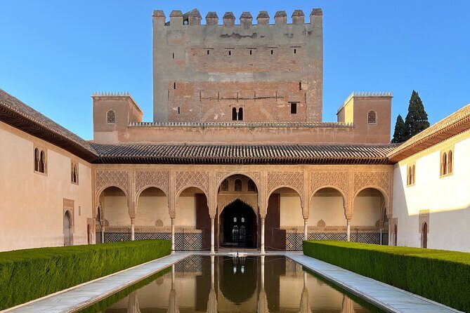 Unforgettable Alhambra Tour: group tour - Practical Details and Tips