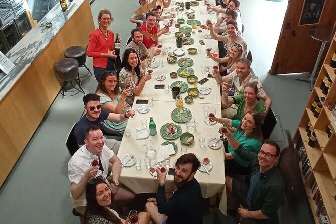 Urban winery tour, premium tasting flight & tapas - Who Will Love This Tour?