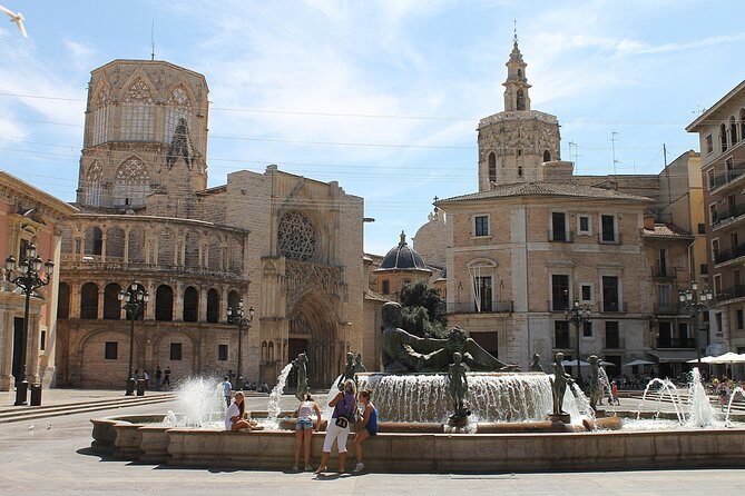 Valencia Old Town Tour with Wine & Tapas in 11th Century Historic Monument - FAQ