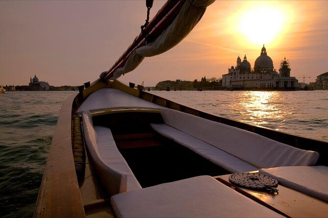 Venice Sunset Cruise by Typical Venetian Boat - FAQ