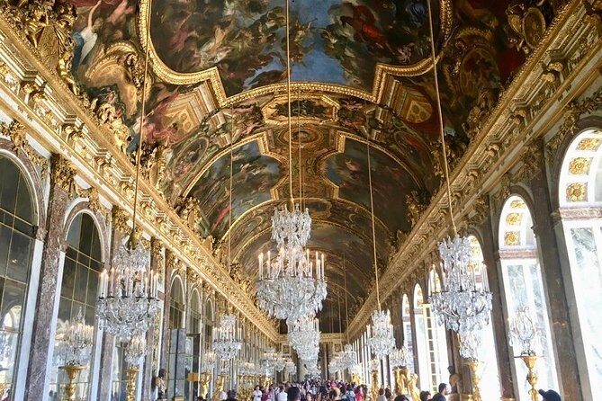 Versailles Palace & Marie-Antoinette's Estate Private Guided Tour with Lunch - The Experience: What Makes It Stand Out