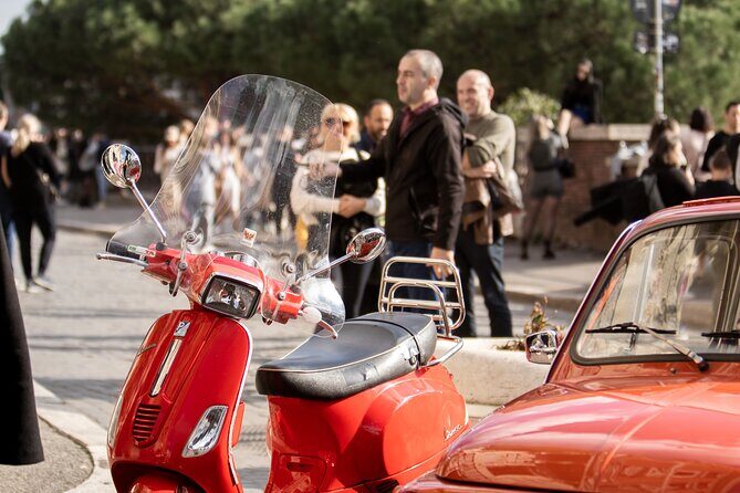 Vespa Tour Guided by Local in Rome - The Itinerary and Landmarks
