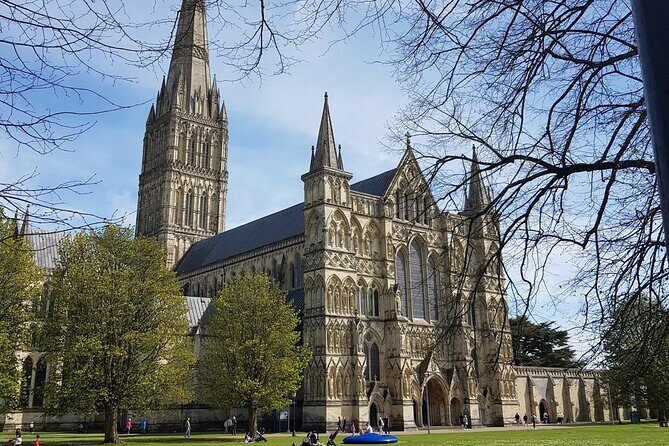 Visit Stonehenge and Salisbury from Southampton - What to Expect During the Tour
