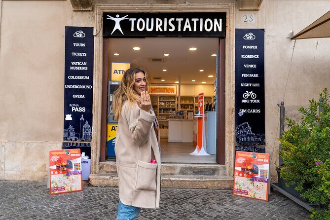 Walking City Tour: Piazza Navona, Pantheon & Trevi Fountain - Tour Format and Practical Details