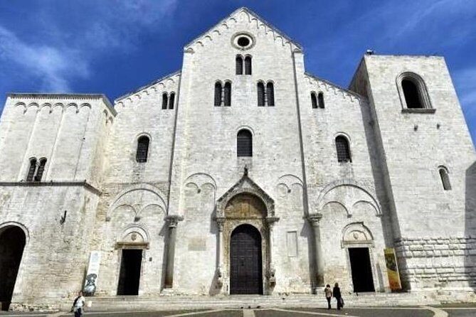 Walking tour of Bari *private tour* - Basilica San Nicola