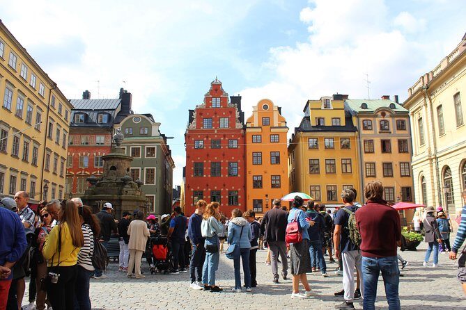 Walking Tour of Stockholm Old Town - Group Size & Pace