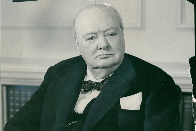 Was James Bond Icelandic? Ticket with One Hour Lecture - What to Expect from the Tour