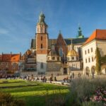 Wawel Castle and Rynek Underground Guided Tour in Krakow - What Makes This Tour Stand Out?