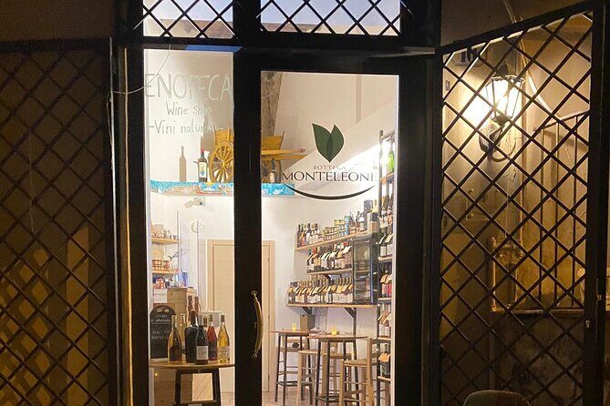 Wine Tasting in a group with other travelers - What to Expect: The Itinerary & Experience Breakdown