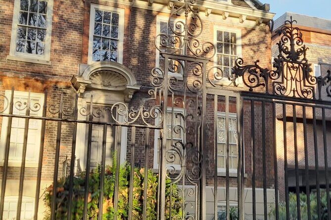 Women of Whitechapel 2 hour Walking Tour - Who Will Love This Tour