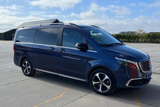 Zaanse Schans, Edam, Marken & Volendam  Private Luxury Tour - The Picturesque Villages of Volendam and Marken