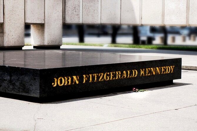 1-Hour JFK Assassination Walking Tour - What You Can Expect From the Experience