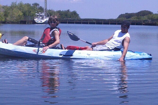1-Hour Tandem Kayak Rental with Manatee & Dolphin sightings - The Experience Itself