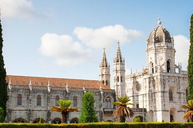 1 to 8 person private tour of Lisbon & Belém & Jerónimos - What We Loved (And What You Might Find Less Ideal)