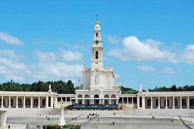 11-Day Portugal and Andalucia Guided Tour from Madrid - The Andalusian Landscape: Ronda and the Costa del Sol