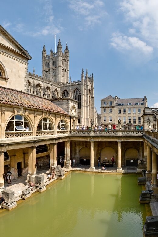 2-Day Cotswolds, Bath & Stonehenge Tour - What Does the Tour Include and What Does It Not?