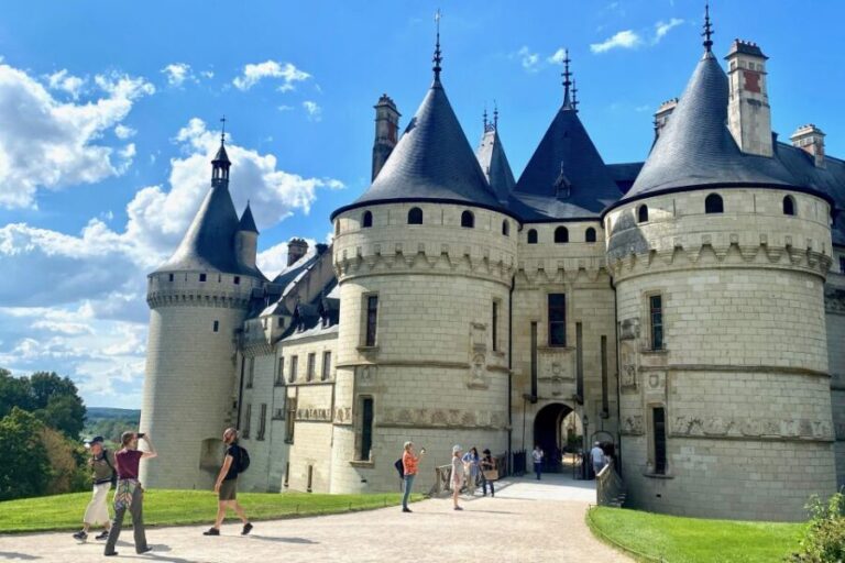 2-day Private Top 6 Loire Valley Castles from Paris Mercedes - What to Expect from This Loire Valley Tour