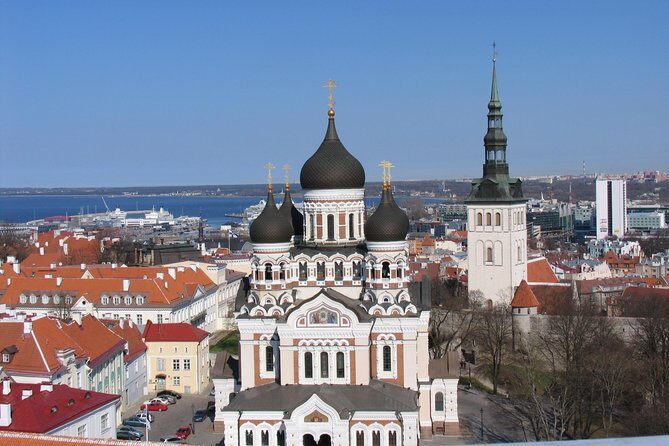 2-Hour Guided Walking Tour of Tallinn - Insights from Real Travelers