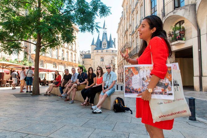 2-Hour Walking Tour of the Citys Iconic Sights and History - The Real Deal: What Reviews Say