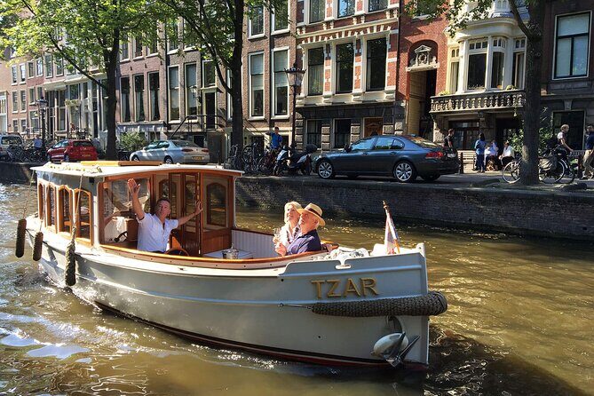 2 hours Private Boat Tour in Amsterdam with welcome drink - What It’s Like Onboard