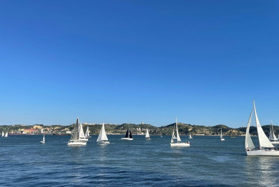 2 hours tuktuk tours in Lisbon in EnglishRussianHebrew - What’s Included and What’s Not