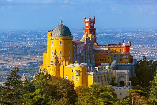 2 Tours Private / Tour SINTRA / Second Day Tour LISBON - Day 2: Lisbon’s Historic Heart and Coastal Landmarks