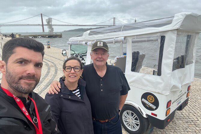 2h Tuk-Tuk Tour: Up and Down the Lisbon Hills - The Viewpoints: Why They Matter