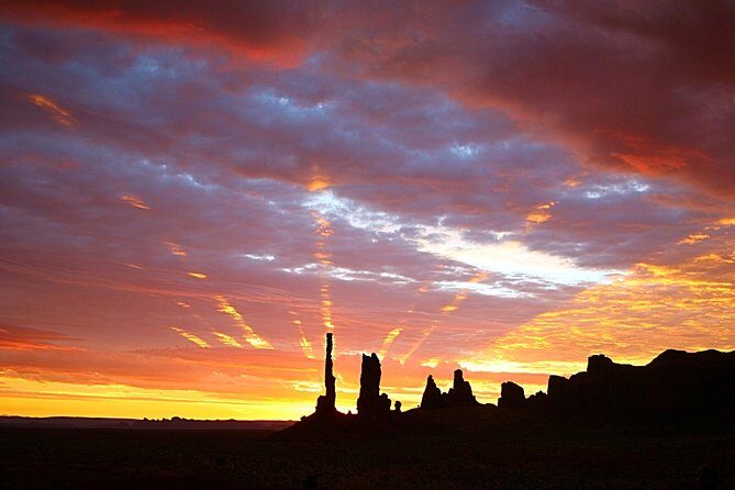 3.0 Hours of Monument Valley's Sunrise or Sunset 4×4 Tour - FAQs