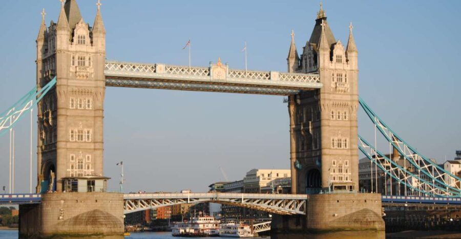 3-Hour City of London Walking Tour - The Real Value of the Tour