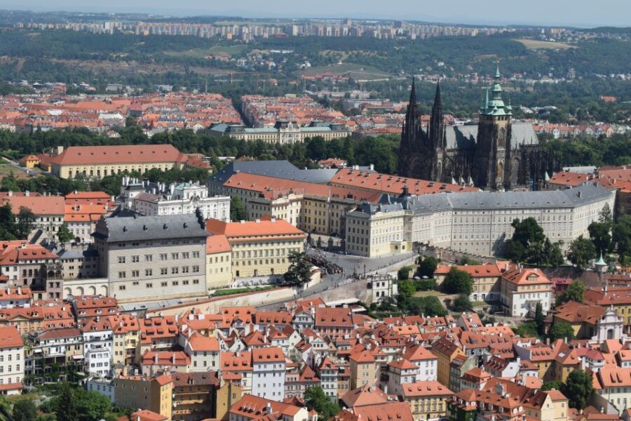 3-Hour Prague Castle & Interiors Tour - The Logistics: Transportation, Timing, and Group Size